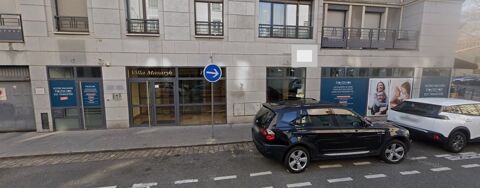   Dpt Rhône (69), à vendre murs LYON 9EME-MURS bureaux avec vitrine de 226m2 - Plain pied 