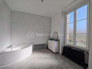  Propri�t�/ch�teau � vendre 6 pi�ces 155 m�