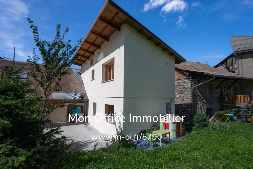 Maison 3 pièces 66 m² · à Guillestre · 66 m² · 210 000 €