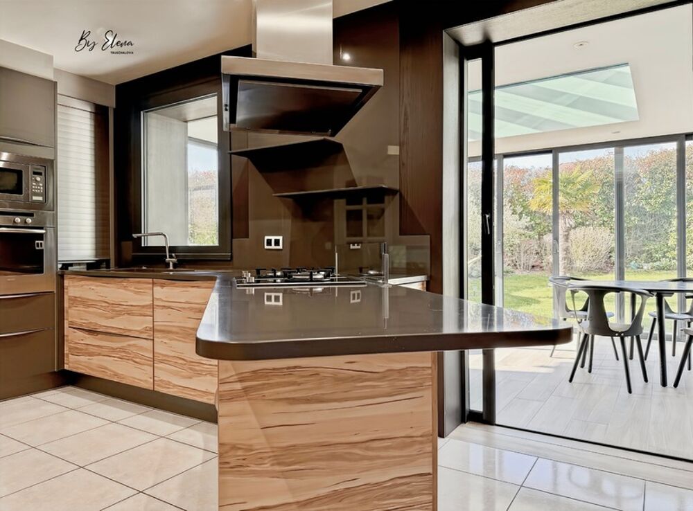 Villa Kaufman & Broad 190 m², véranda haut de gamme  Bussy-Saint-Georges (77600)  grand jardin paysager sans vis-à-vis  Seine