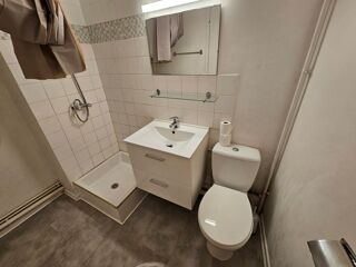  Appartement à louer 2 pièces 42 m²