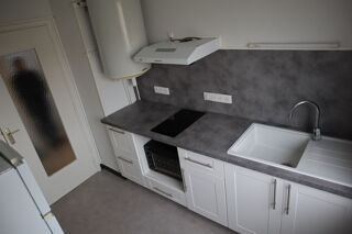  Appartement à louer 3 pièces 57 m²