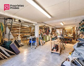 Remise / Grange à vendre 7 pièces 600 m²