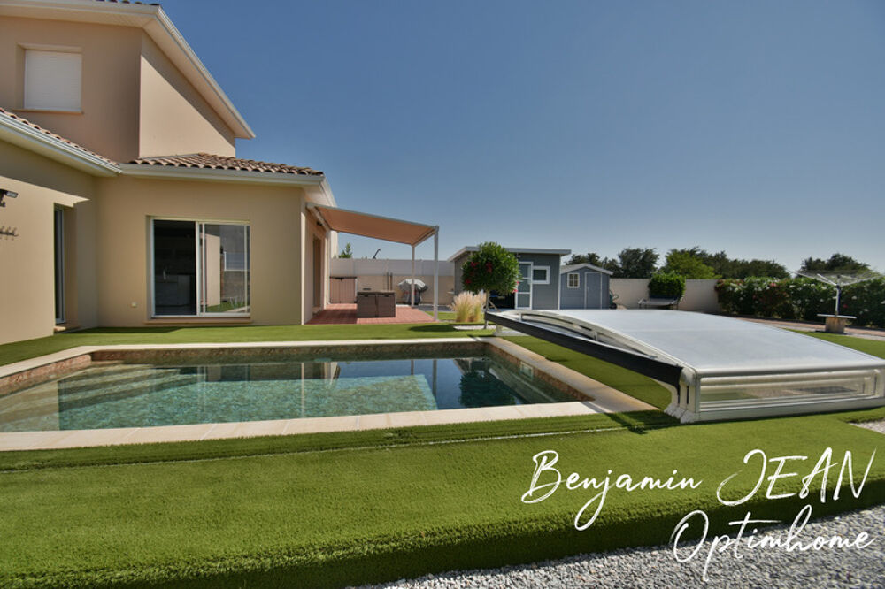 VILLA CONTEMPORAINE D'EXCEPTION AVEC PISCINE CHAUFFÉE ET VUE DÉGAGÉE SUR ESPACE NATUREL