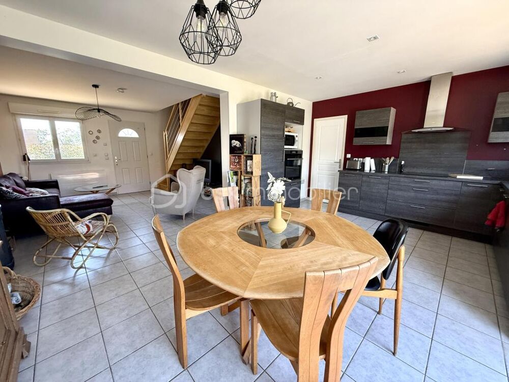 Vente Maison Maison individuelle 4 chambres dont une au rez-de-chaussée, garage et jardin Aunay sur odon