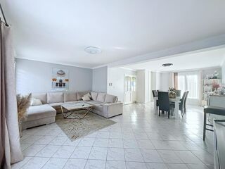  Maison � vendre 7 pi�ces 165 m�