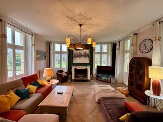  Propriété/château à vendre 7 pièces 370 m²