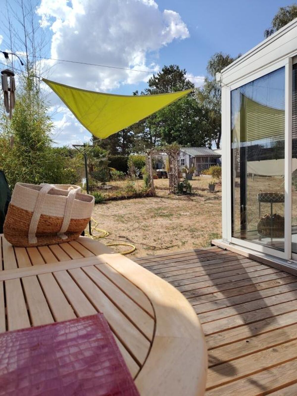 Belle maison familiale avec véranda et jardin clos Commune de Migné Auxances