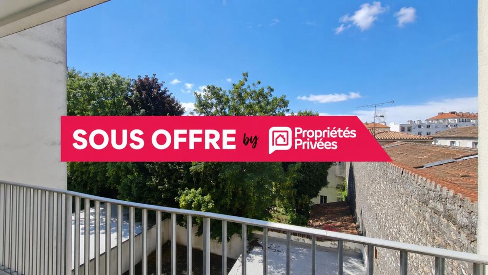 Vente Appartement La Rochelle centre, Grand T3 bis lumineux avec balcon, parking et cave à 2 pas du marché La rochelle