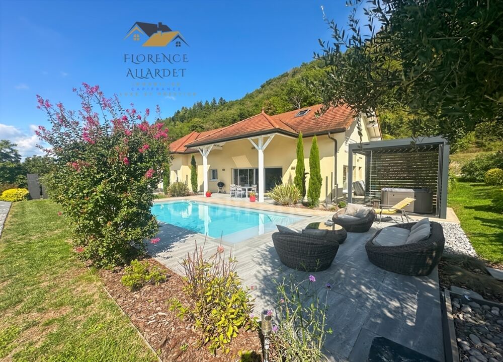 VILLA CONTEMPORAINE ENTRE ANNECY, GENÈVE ET AIX-LES-BAINS  VOLUMES DEXCEPTION & ESPRIT RESORT PRIVÉ