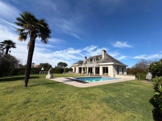  Maison � vendre 12 pi�ces 230 m�