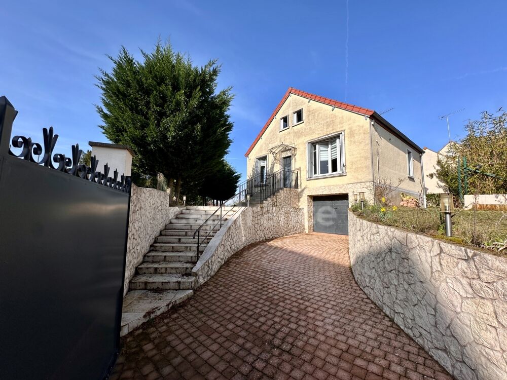 Maison à vendre 5 pièces 4 Chambres FEUCHEROLLES (78)