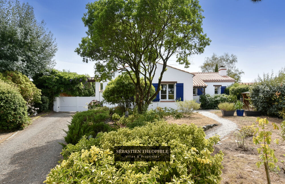 Maison Vendéenne T5 proche Saint Gilles - Authenticité et Confort