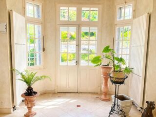  Maison à vendre 14 pièces 346 m²