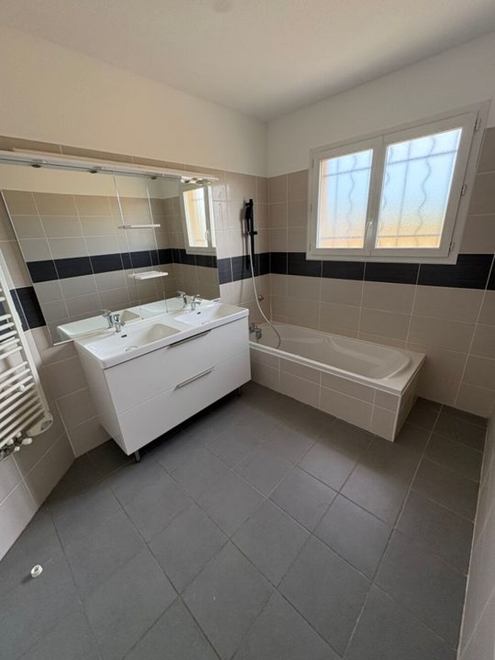 Maison de 111m2 à louer sur Saint-Médard-d'Eyrans
