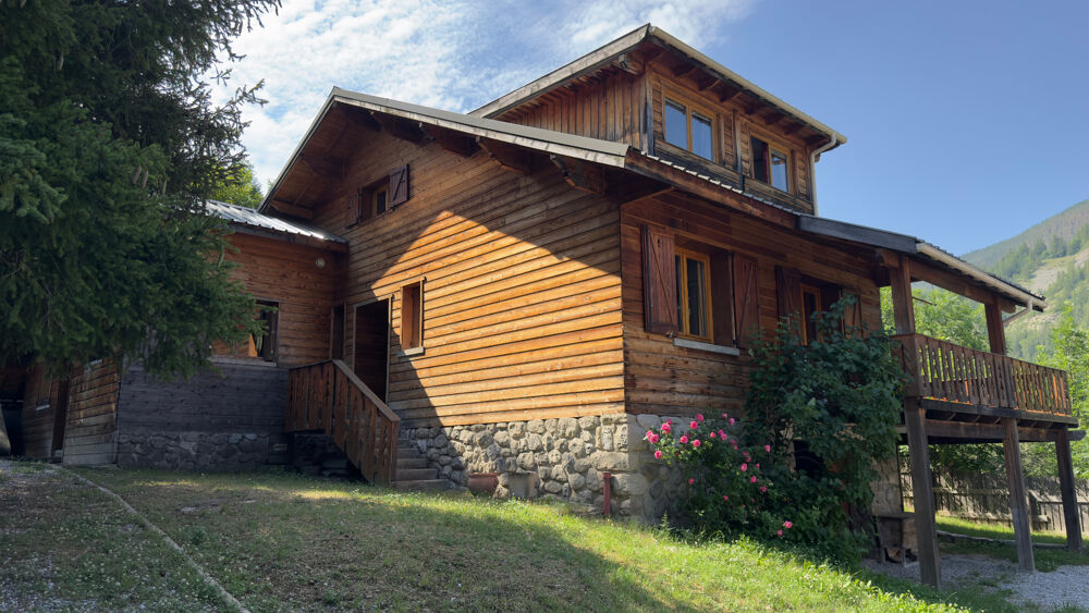 Val d'Allos, une oasis de fraicheur à la montagne - Chalet 8 pièces - Vue montagne - Altitude 1400m