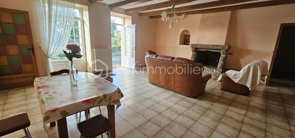 Vente Maison FORT POTENTIEL, MAISON ANCIENNE, 3 CHAMBRES, COMBLES, GARAGES, JARDIN Saint james