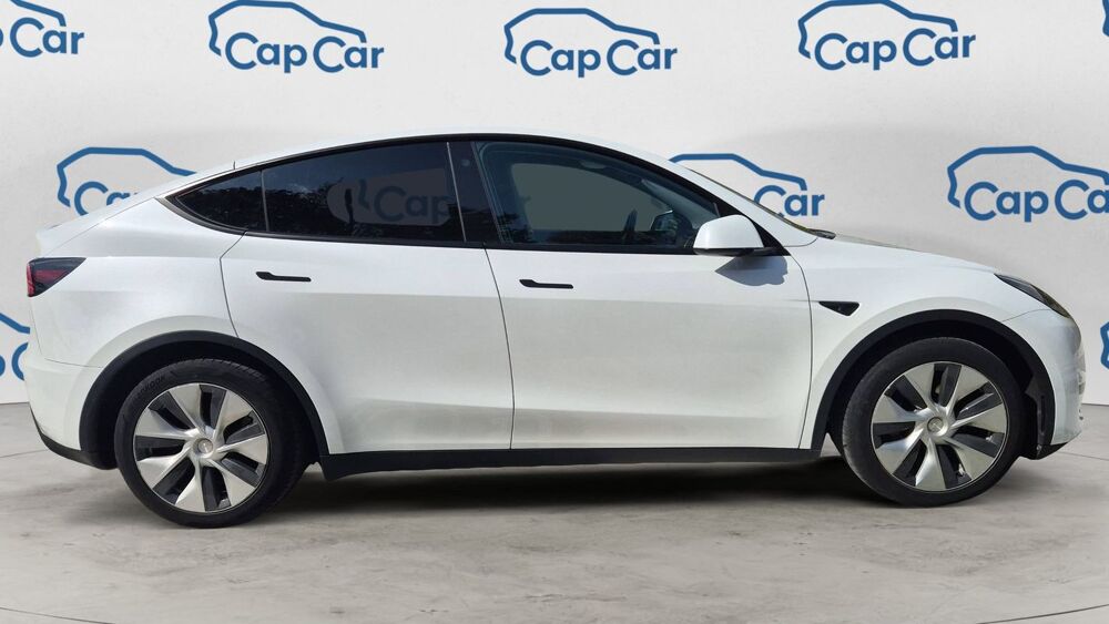 Model Y 275 Rwd Standard Range 2022 occasion 18000 Bourges