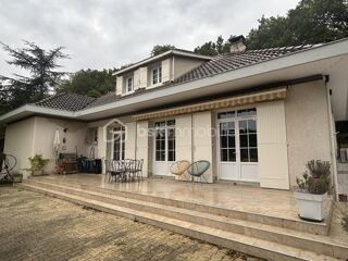  Villa à vendre 6 pièces 187 m²