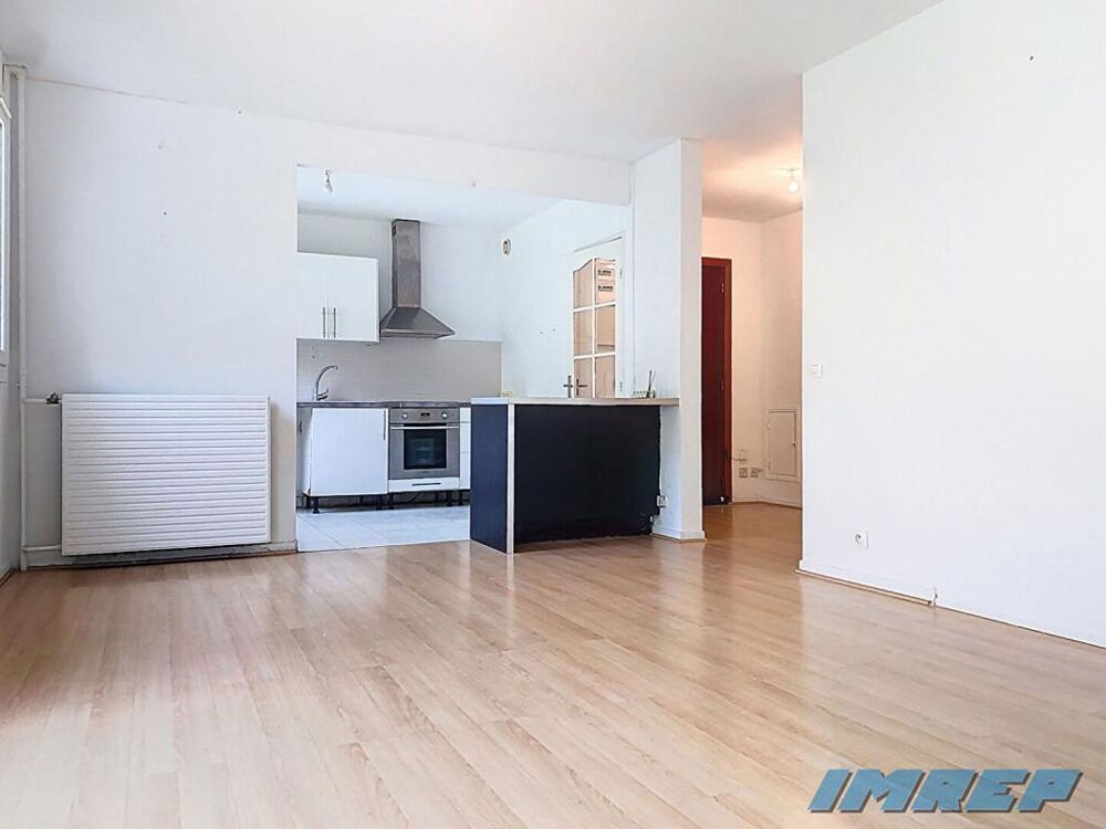 Vente Appartement Appartement T4 Marseille 13010 Saint-Tronc – Résidence avec piscine, balcon, parking et vue colline Marseille 10