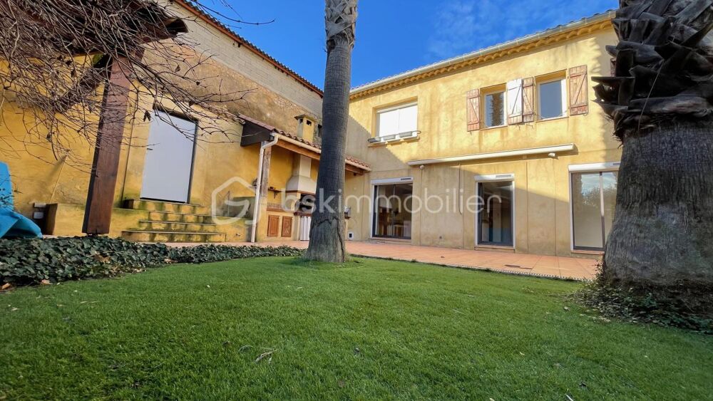BELLE NARBONNAISE LUMINEUSE ET GENEREUSE , 4 CHAMBRES, GARAGE ET JARDIN