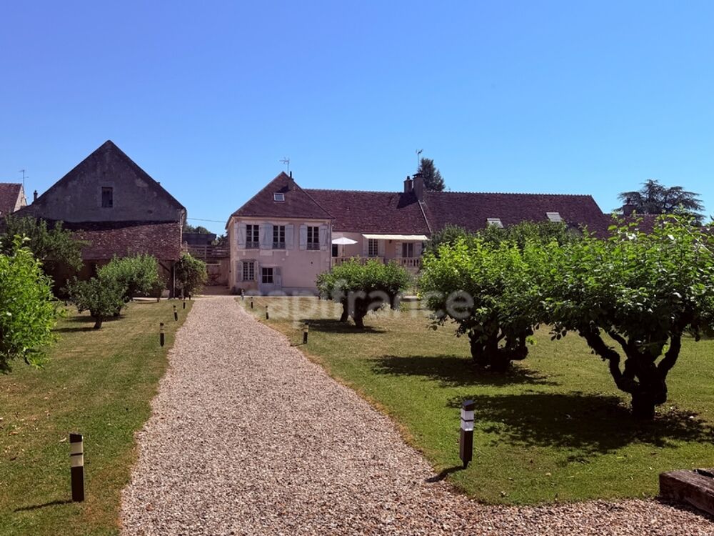 Vente Maison Maison à vendre 6 pièces ESCOLIVES SAINTE CAMILLE (89) de 211 M2 chambres Cave Dépendances  Terrain  Étang Escolives sainte camille