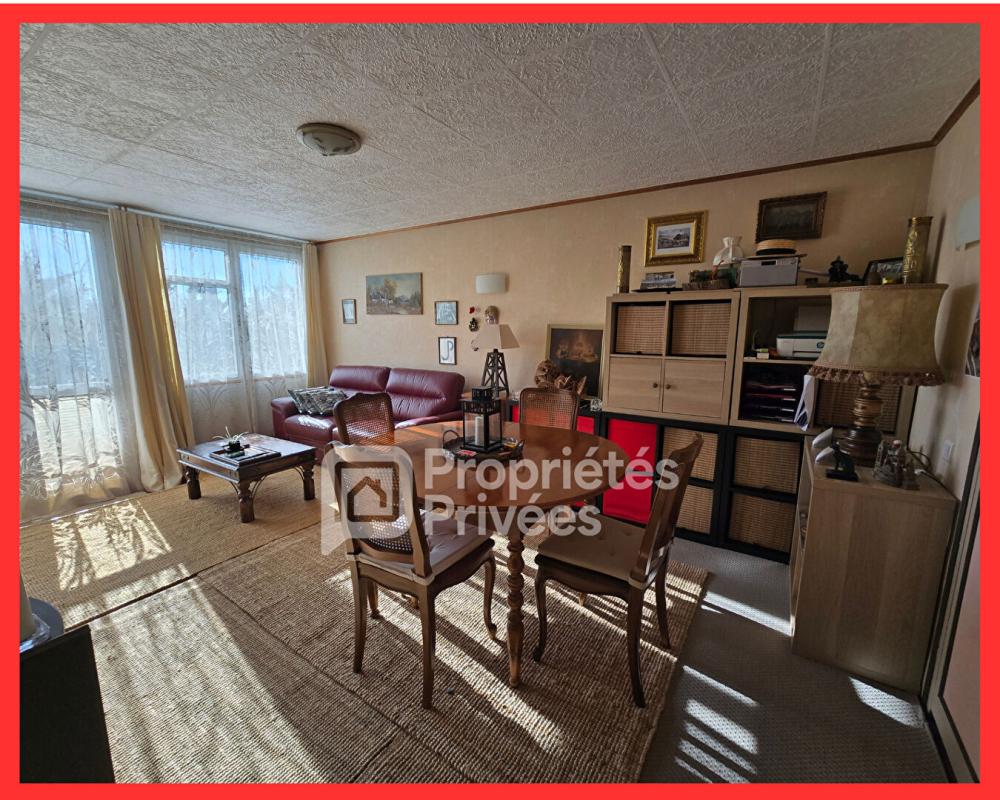 93350 LE BOURGET - Appartement 3 pièces 54.70 m²- 2 Chambres - 2 Balcons - Stationnement libre en extérieur