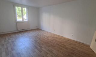  Appartement à louer 3 pièces 69 m²