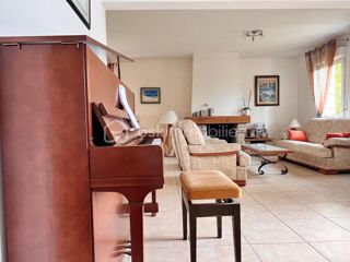  Propriété/château à vendre 6 pièces 143 m²