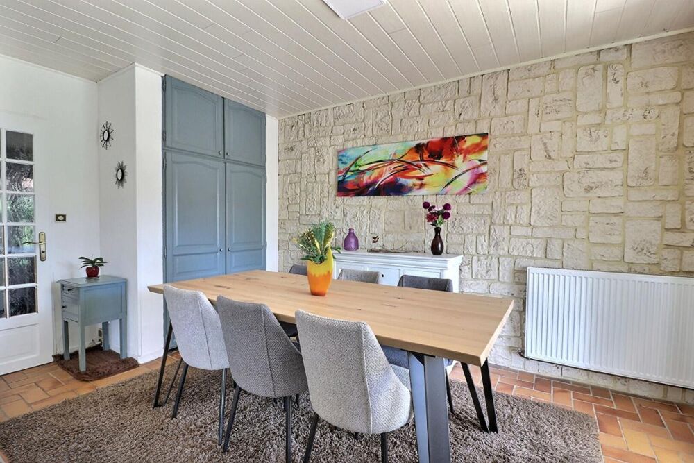 Vente Maison Maison familiale 4 chambres ? Jardin 410 m² ? Environnement calme Le pian medoc
