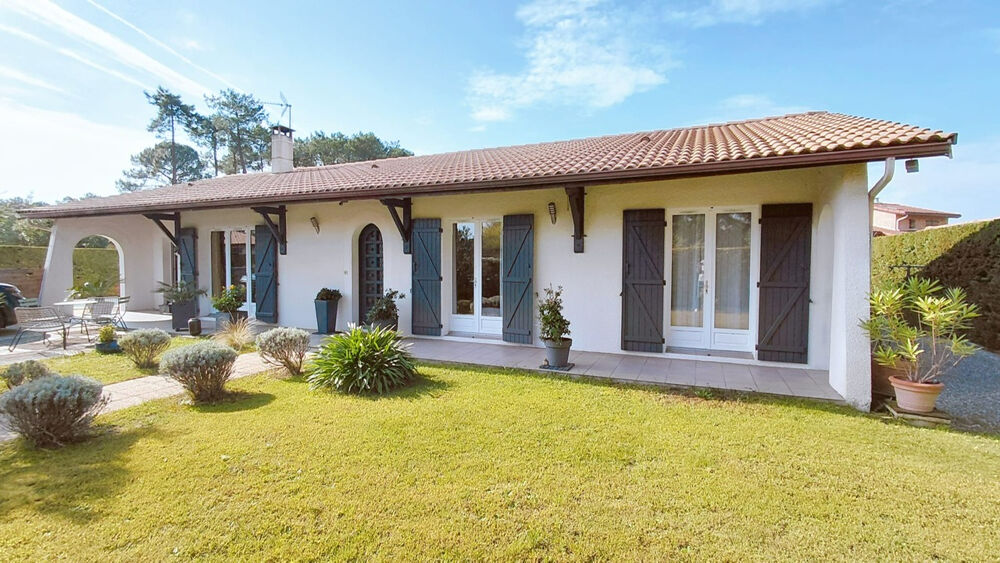 Vente Maison Maison p-pied, 4 chambres, piscine Ares