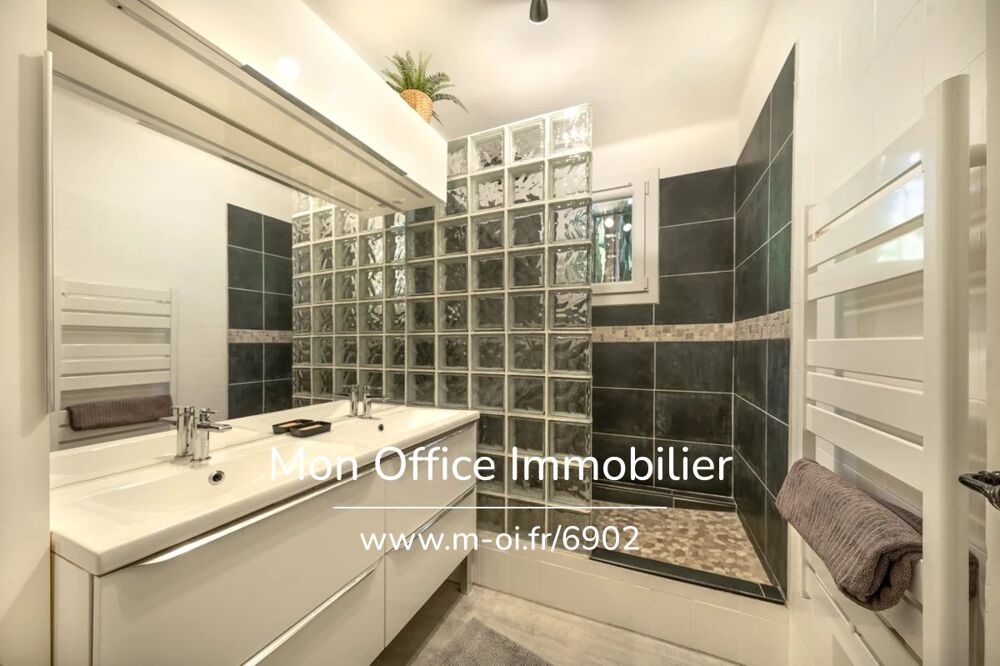 à vendre  Villa Bormes-les-Mimosas (83230)