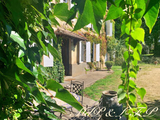  Maison  vendre 7 pices 241 m