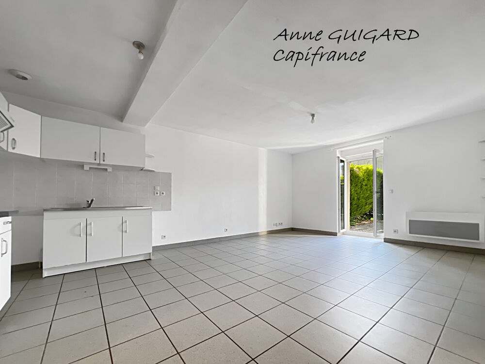 SERRIERES EN CHAUTAGNE (73) - 3 PIECES exposé sud avec terrasse de 41m² et parking, petite copropriété