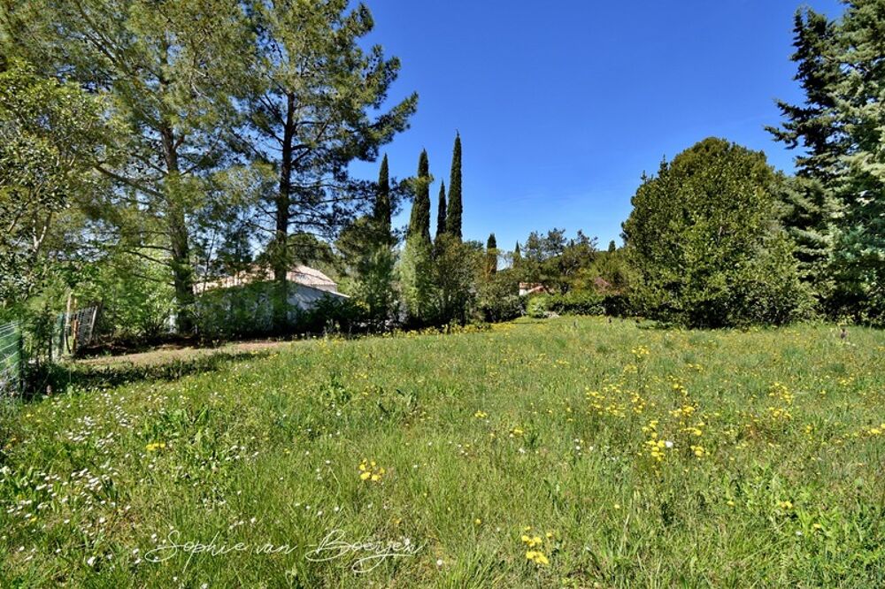 Vente Terrain Terrain de 1 423 m² viabilisé à EGUILLES (13) Eguilles