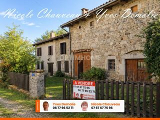  Propriété/château à vendre 7 pièces 152 m²