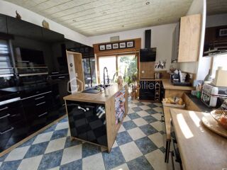  Maison � vendre 9 pi�ces 185 m�