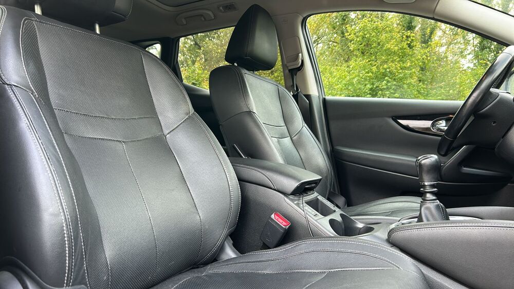 Qashqai 1.2 DIG-T 115 2WD Tekna 2015 occasion 02120 Guise