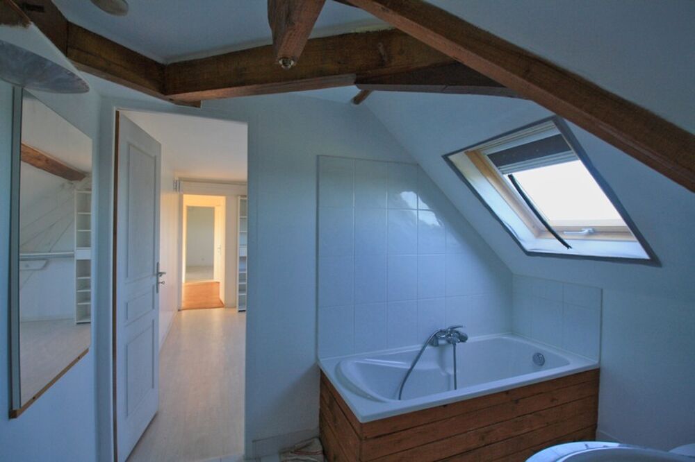 Longère de 178 m², 3 suites parentales, sur 6200 m² de terrain