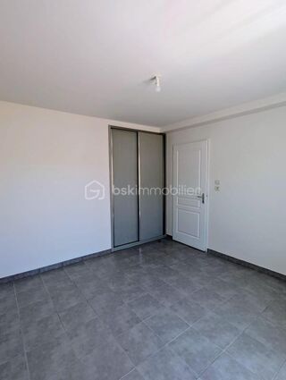  Appartement à louer 2 pièces 46 m²