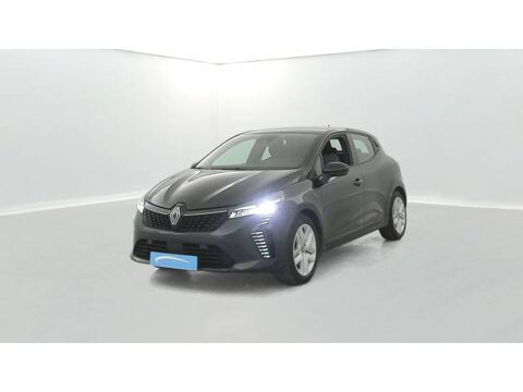 Renault Clio E-Tech full hybrid 145 Evolution 2023 occasion Coutances 50200