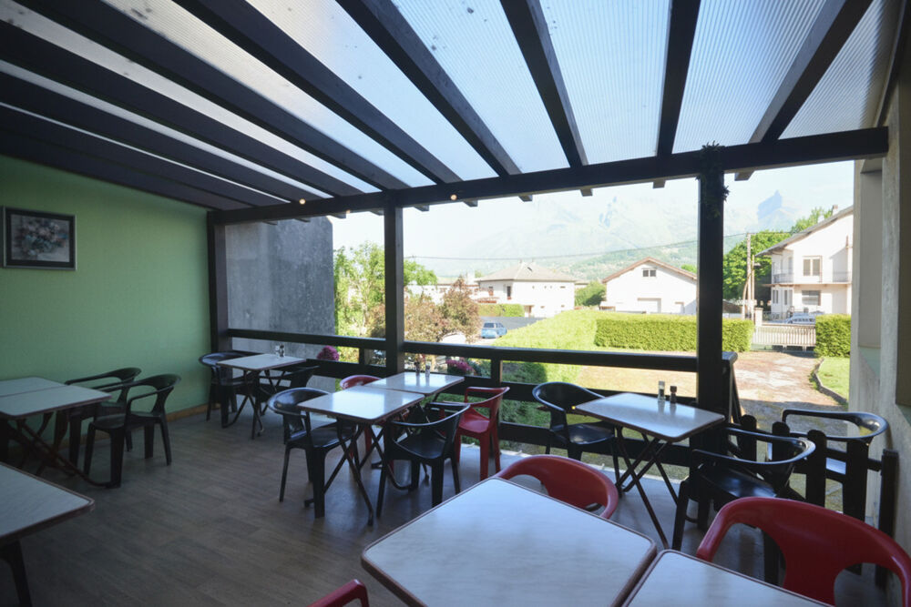 Vente Immeuble ENSEMBLE IMMOBILIER DE 8 APPARTEMENTS + MURS COMMERCIAUX – TERRAIN DE 2 070 m² Albertville