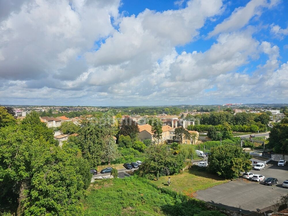 Appartement 6 pièces 147 m² · à Angouleme · 147 m² · 199 000 €