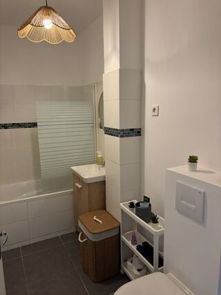  Appartement à louer 1 pièce 30 m²
