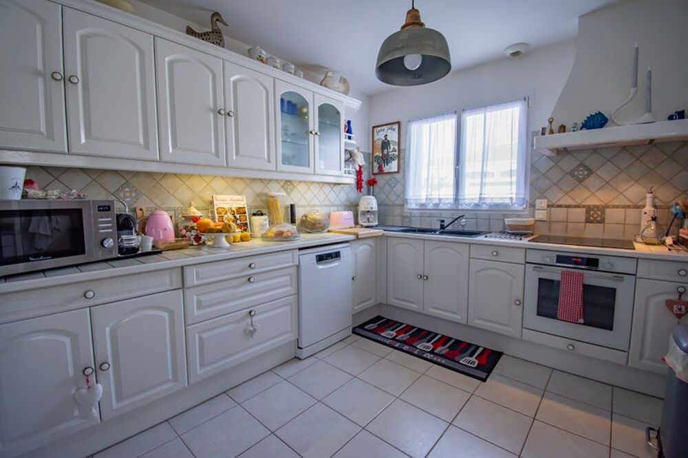 Vente Maison ROYAN – EXCLUSIVITÉ – CHARMANTE MAISON DE PLAIN-PIED AVEC PISCINE Royan