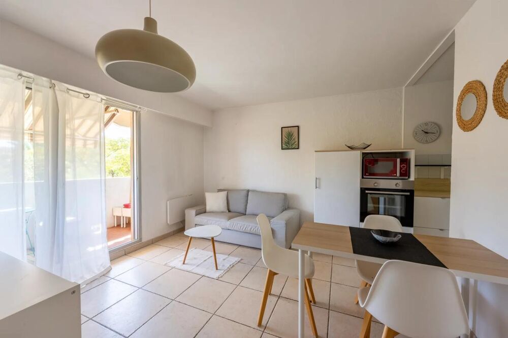 Vente Appartement Studio de 33 m² situé à Hyères Hyeres