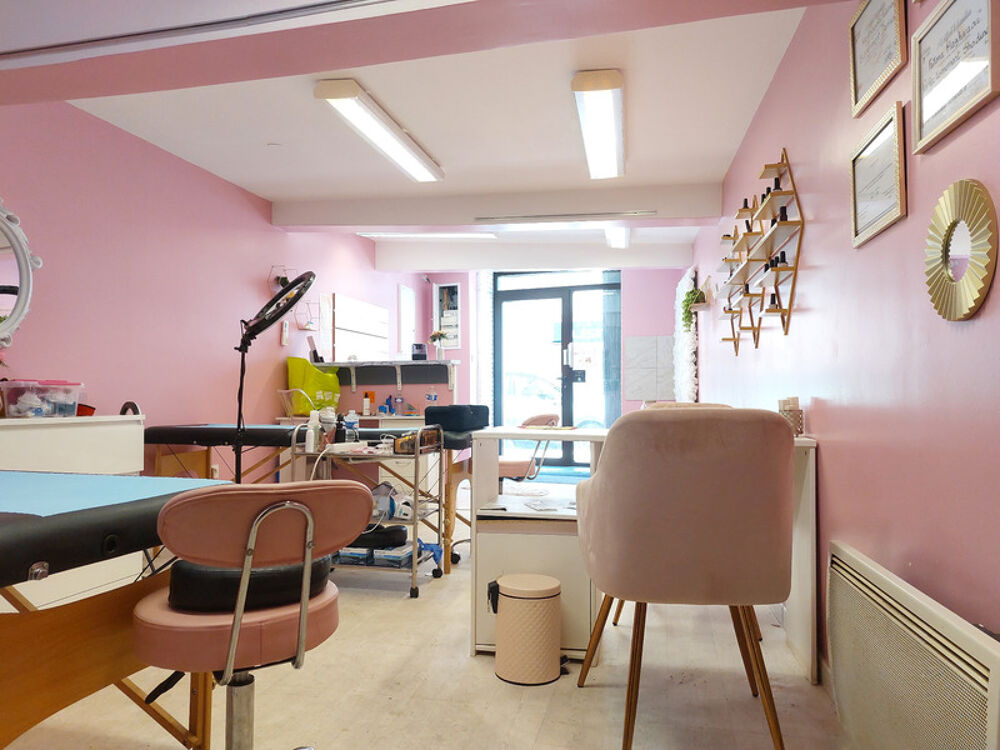   Local commercial avec vitrine 