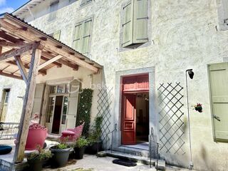  Propri�t�/ch�teau � vendre 15 + pi�ces 641 m�