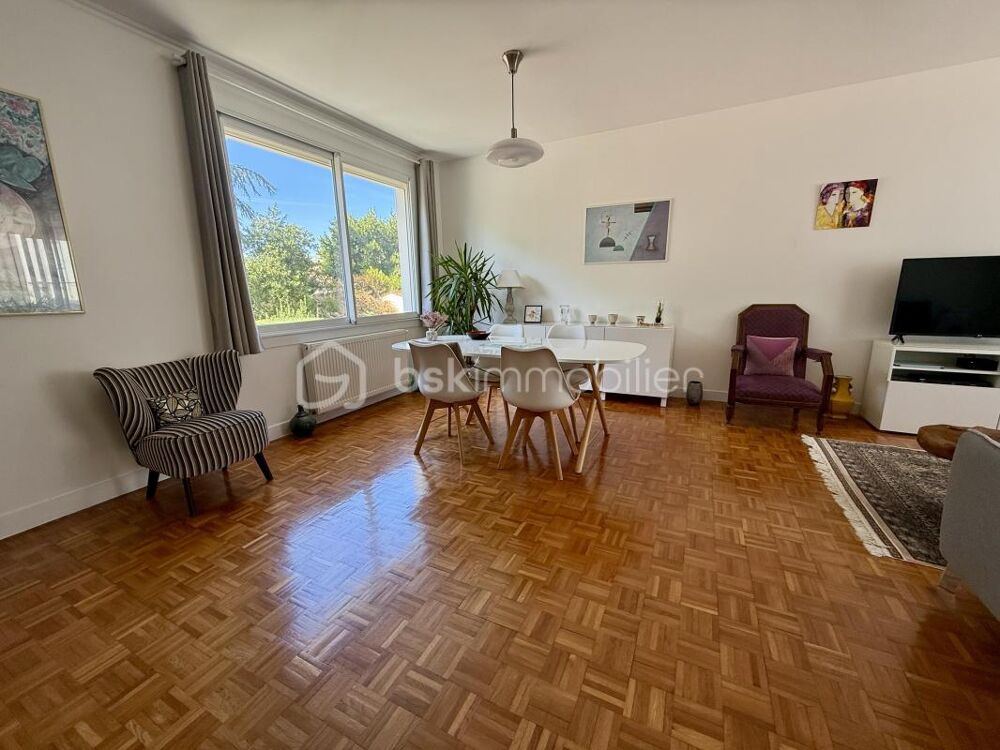 Vente Maison EXCLUSIVITÉ – SAINTES – Maison 140 m² avec jardin EN ZONE NON INONDABLE OFFRANT CALME, CONFORT ET PROXIMITÉ DU CENTRE VILLE Saintes