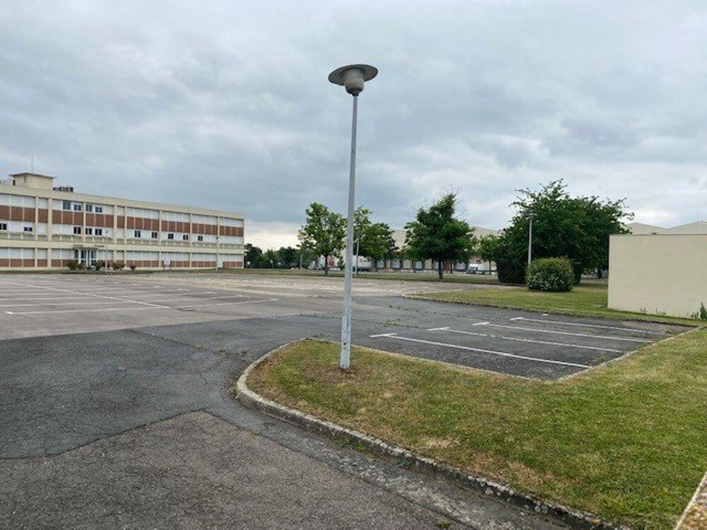   BUREAUX Macon